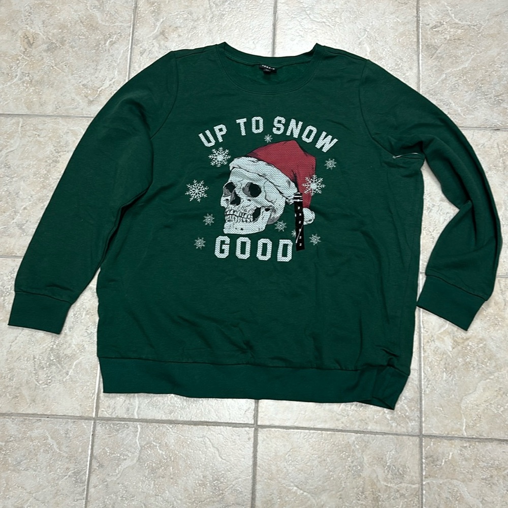 - Torrid ☠️ skull Santa. UP TO SNOW GOOD ❄️ Brand new!